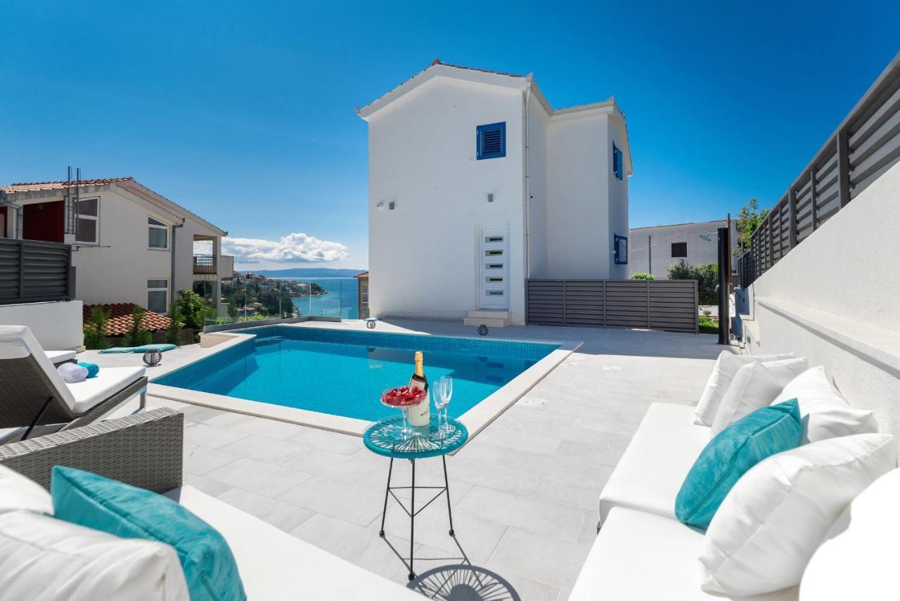 Villa Miholina - With Heated Swimming Pool 特罗吉尔 外观 照片